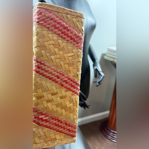 Straw Tote Bag with Red Accents - Picture 8 of 10